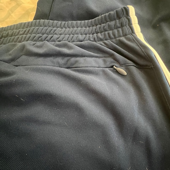 Adidas old school 3 stripes track pants , XL , blue ink - Picture 6 of 6